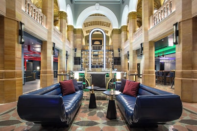 The Midland Hotel Chicago, a Tribute Portfolio Hotel