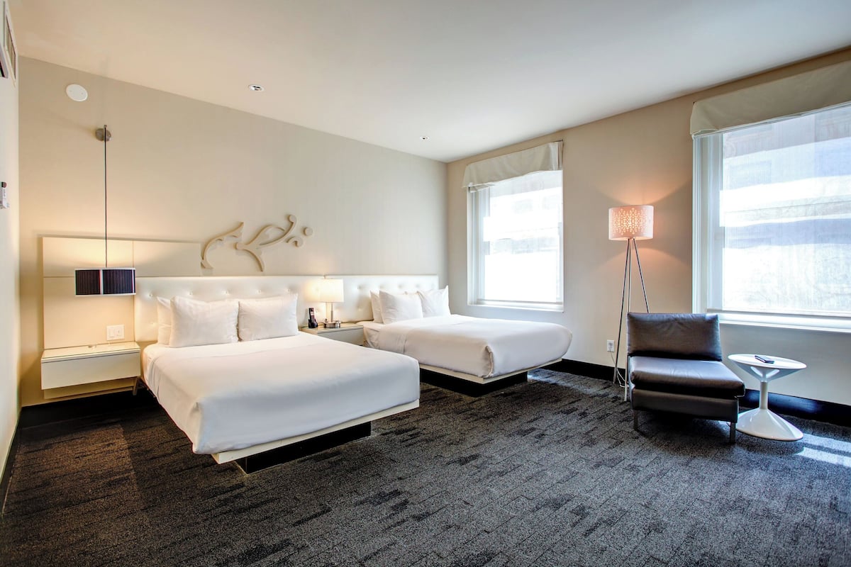 1 bedroom, premium bedding, pillowtop beds, minibar