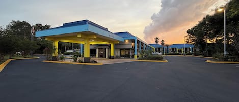 Extérieur