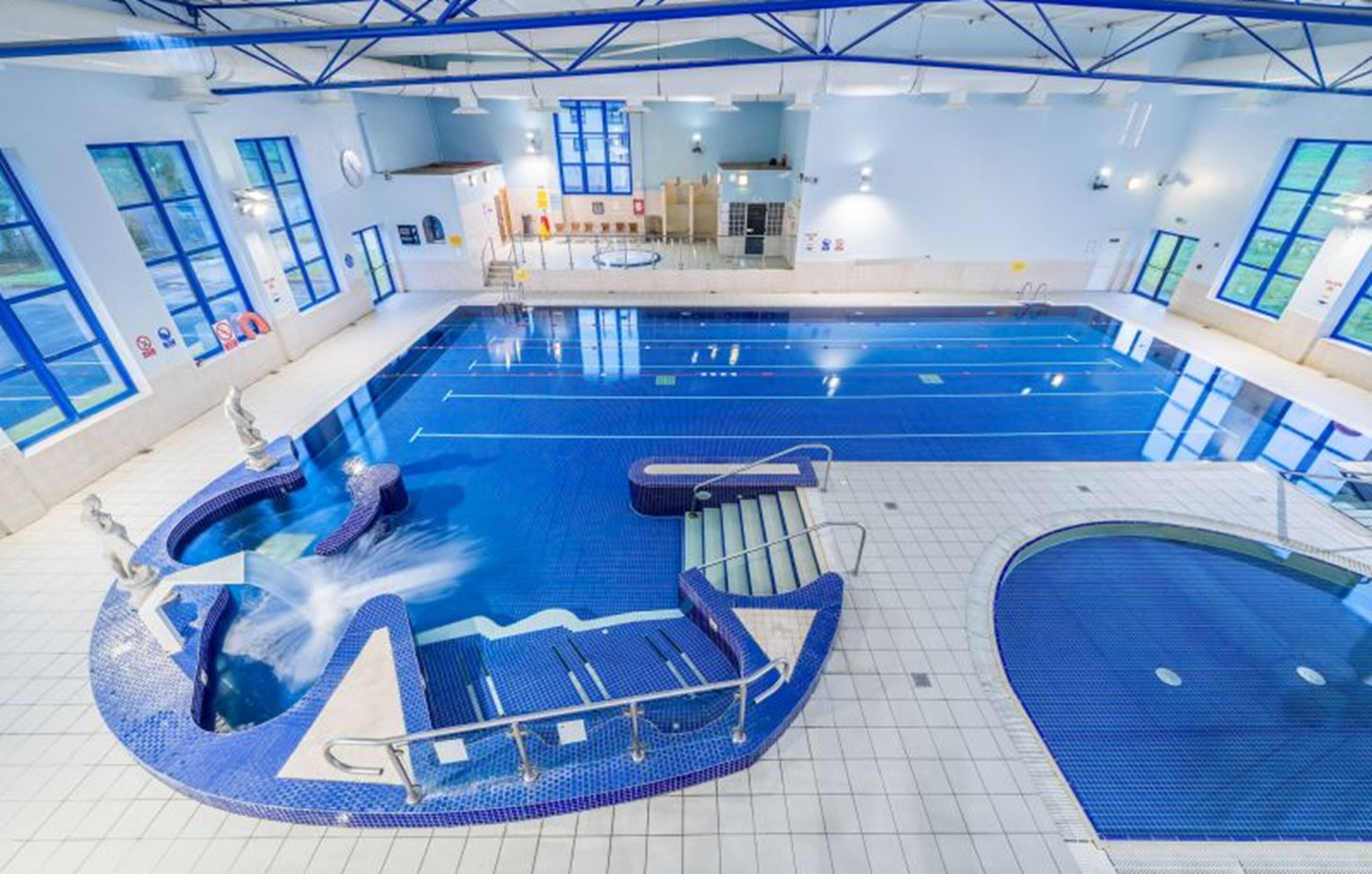Pool | Indoor pool
