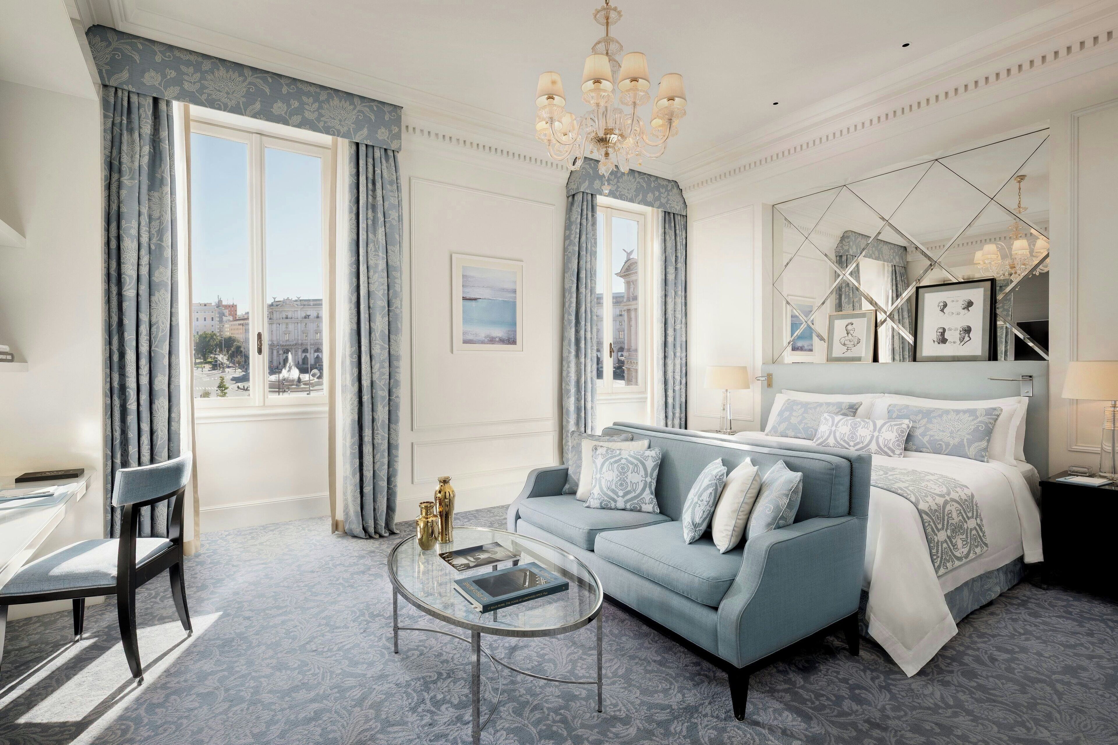 Zimmer, 1 King-Bett | Hochwertige Bettwaren, Minibar, Zimmersafe, individuell dekoriert