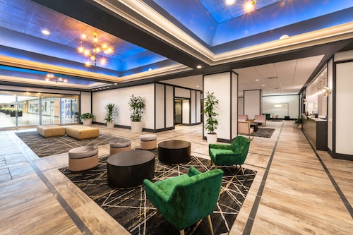 DoubleTree by Hilton Newark Penn Station