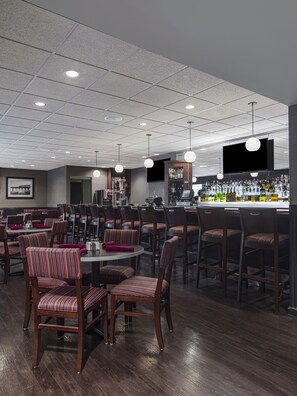 Breakfast, lunch and dinner served