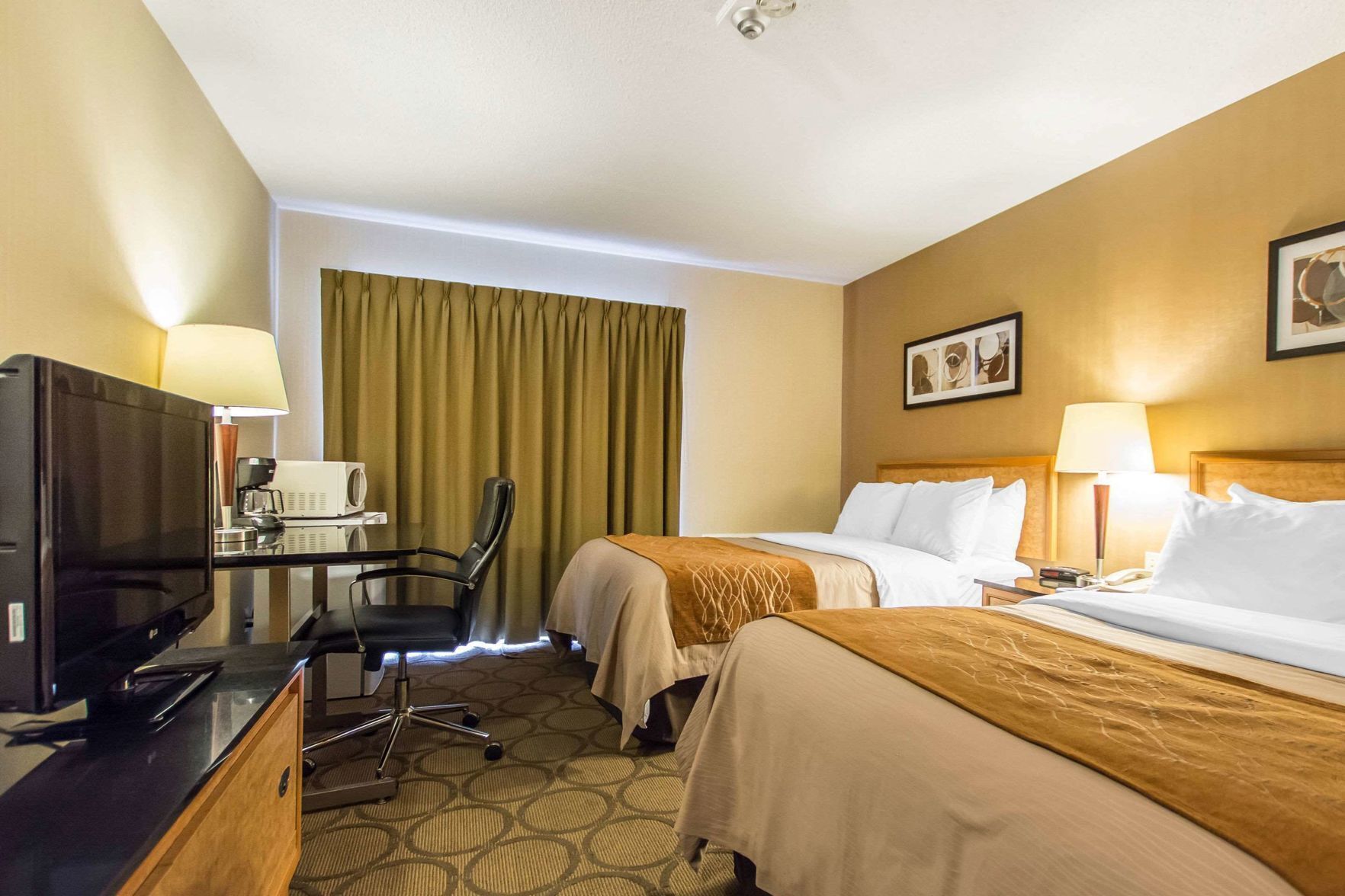 Premium bedding, desk, blackout curtains, iron/ironing board