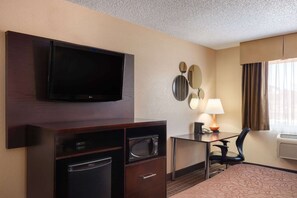 In-room safe, desk, iron/ironing board, free WiFi