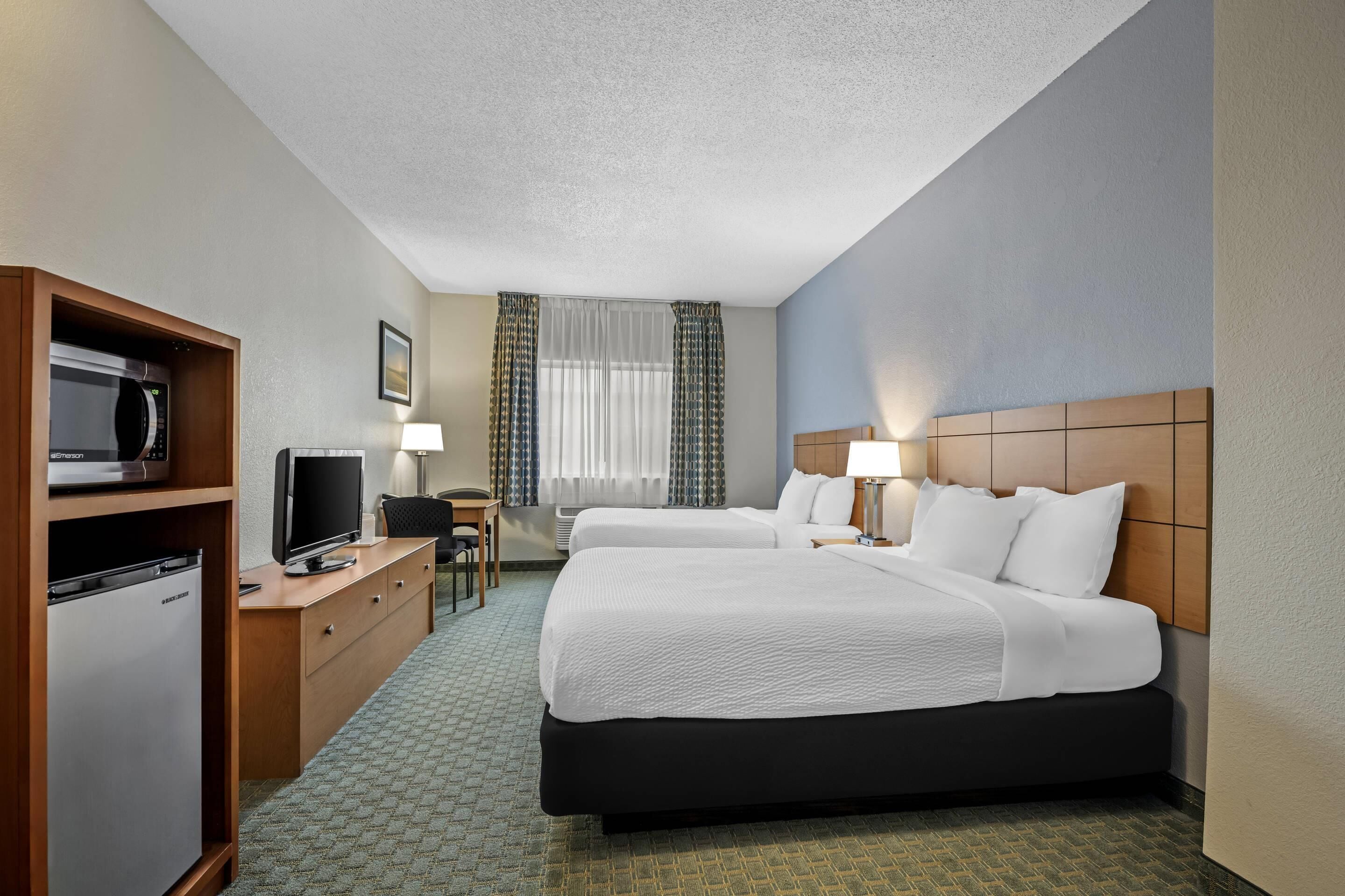 Room, 2 Queen Beds, Accessible, Non Smoking