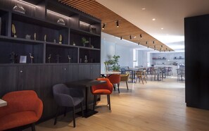 Daily buffet breakfast (EUR 18.50 per person)