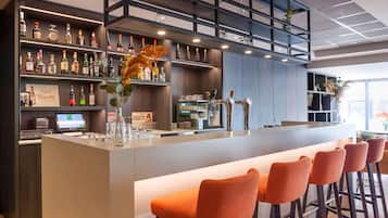 Bar (in der Unterkunft)