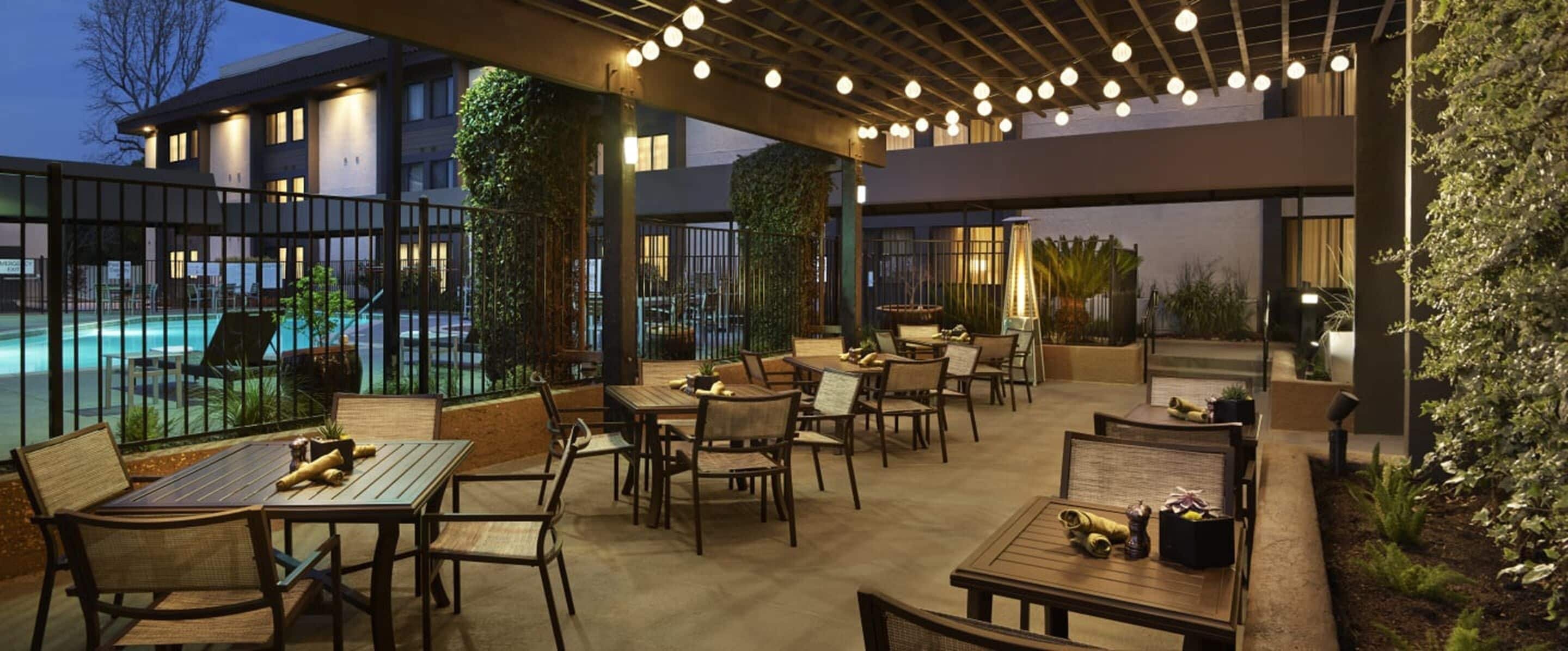 breakfast and dinner served