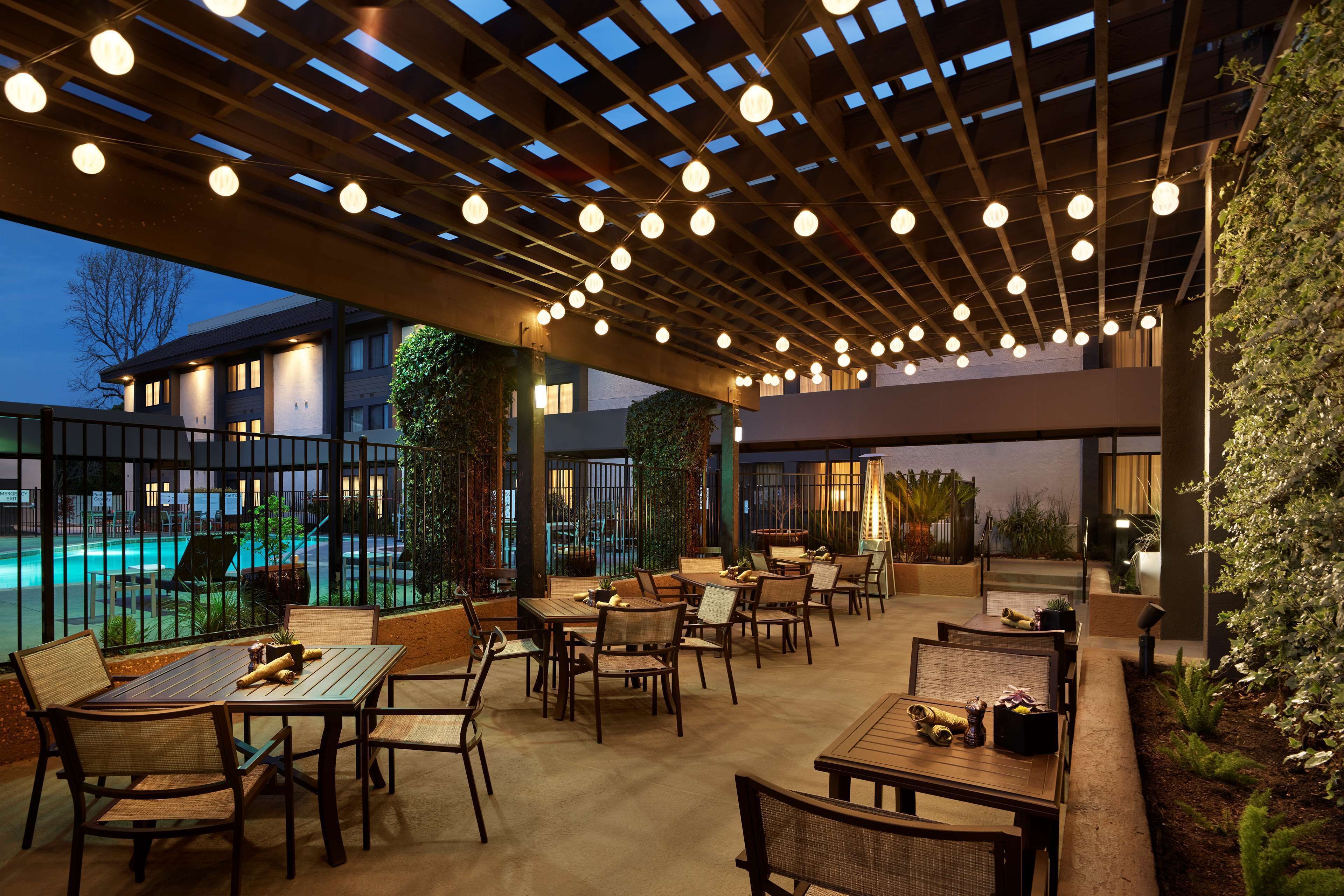 숙박 시설 구내