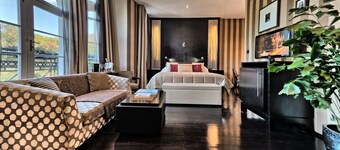60 Hyde Park Gate Hotel