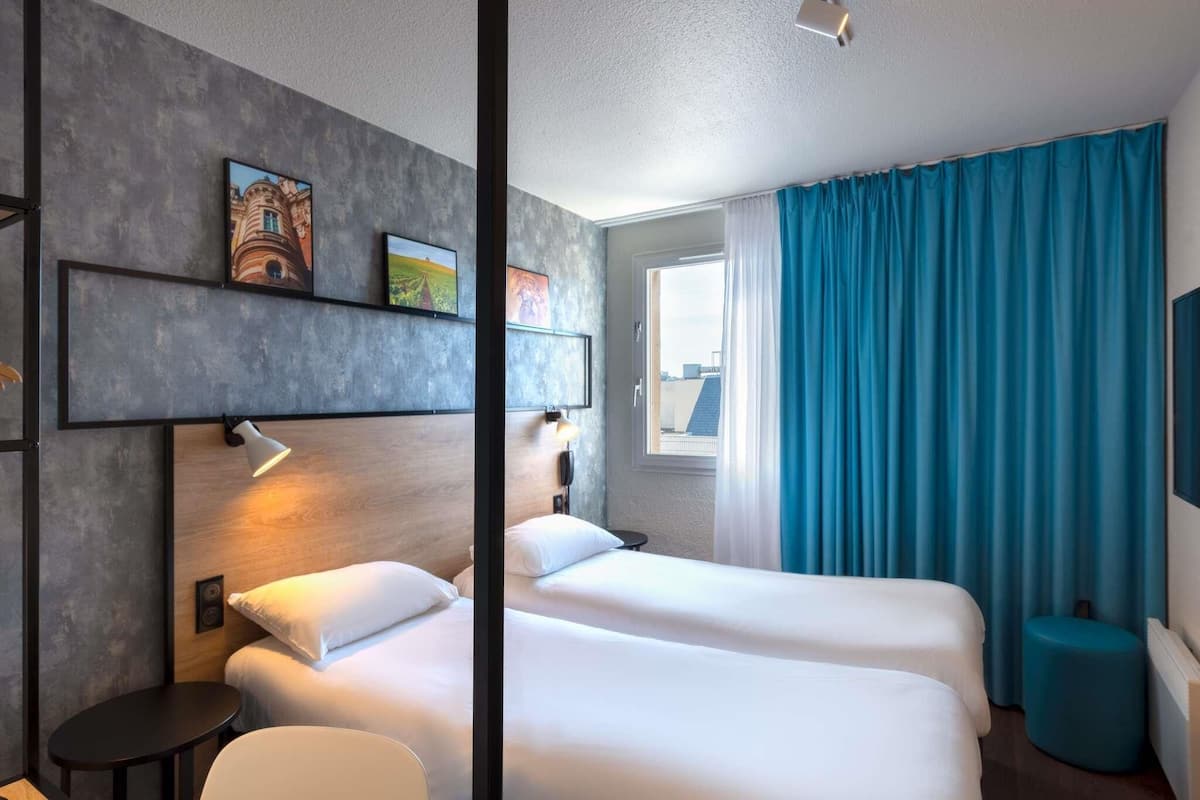 Standard Room, 2 Single Beds