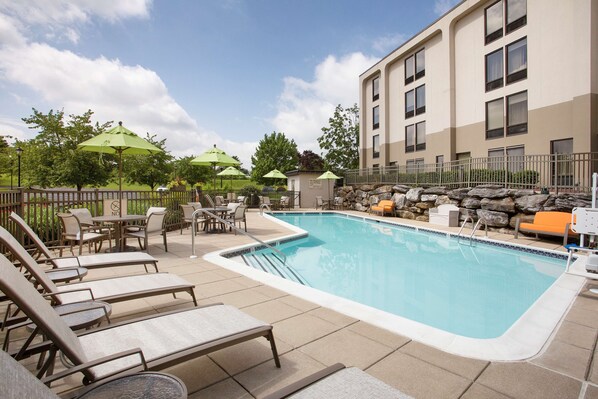 Seasonal outdoor pool