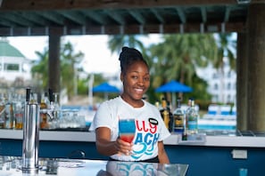 3 bars/lounges, swim-up bar, poolside bar