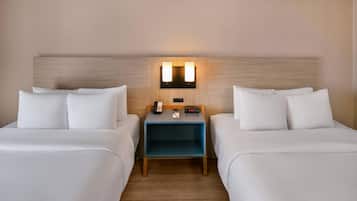 Zimmer, 2 Queen-Betten, Nichtraucher (1st Floor)
