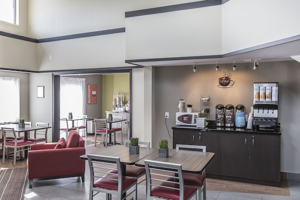 Colazione completa inclusa, servita tutte le mattine