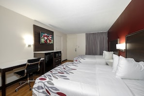 Deluxe Room, 2 Double Beds, Non Smoking