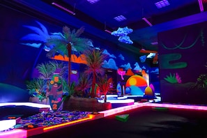 Mini-golf