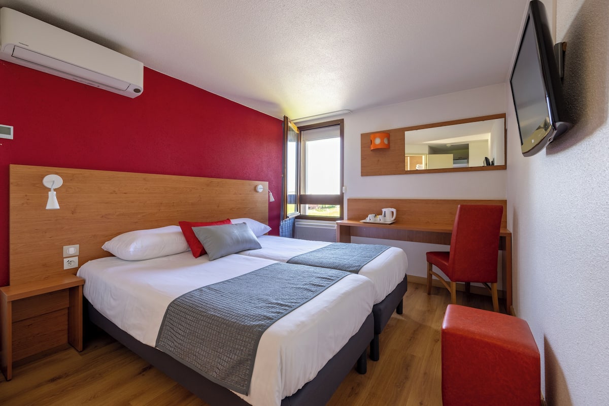 Comfort Twin Room