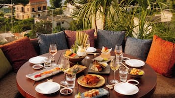 4 restaurants, breakfast, lunch, dinner served; Mediterranean cuisine