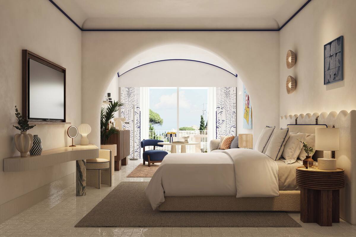 Junior Suite (Seaside) | Frette Italian sheets, premium bedding, down comforters, minibar