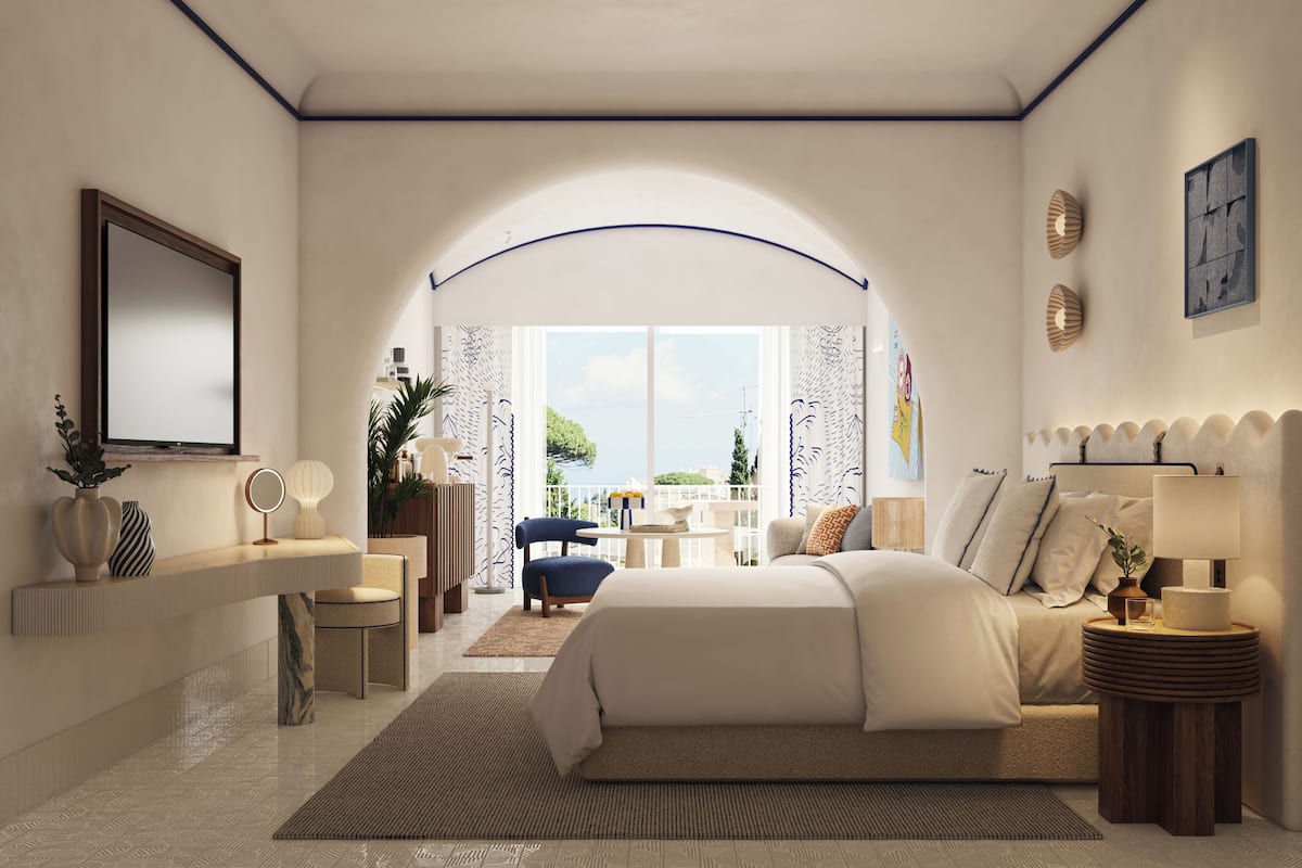 Junior Suite (Seaside) | Frette Italian sheets, premium bedding, down comforters, minibar