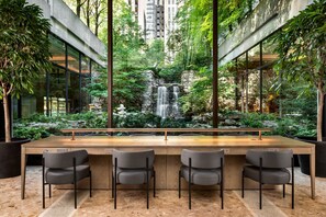 Bar en el lobby