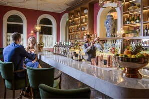 Bar (in der Unterkunft)