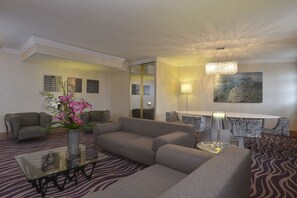 Premium bedding, minibar, in-room safe, individually furnished