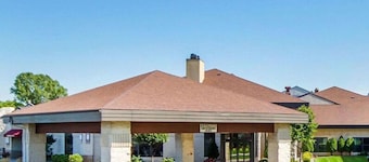Comfort Suites Green Bay West