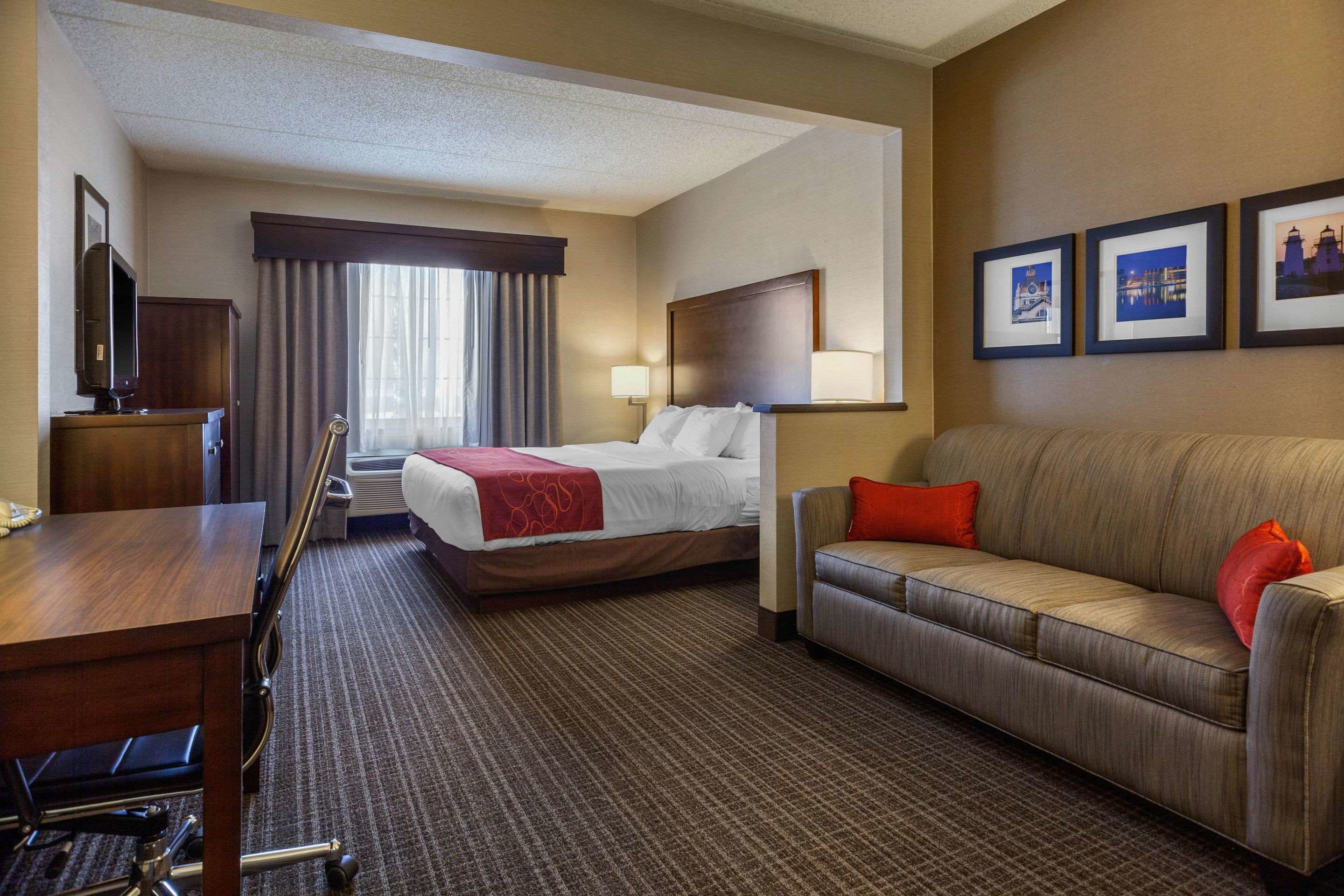 suite, 1 king bed with sofa bed, non smoking (rain shower) | 1 bedroom, premium bedding, down duvets, minibar