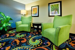 Lobby - Best Western Owego Inn (Owego)