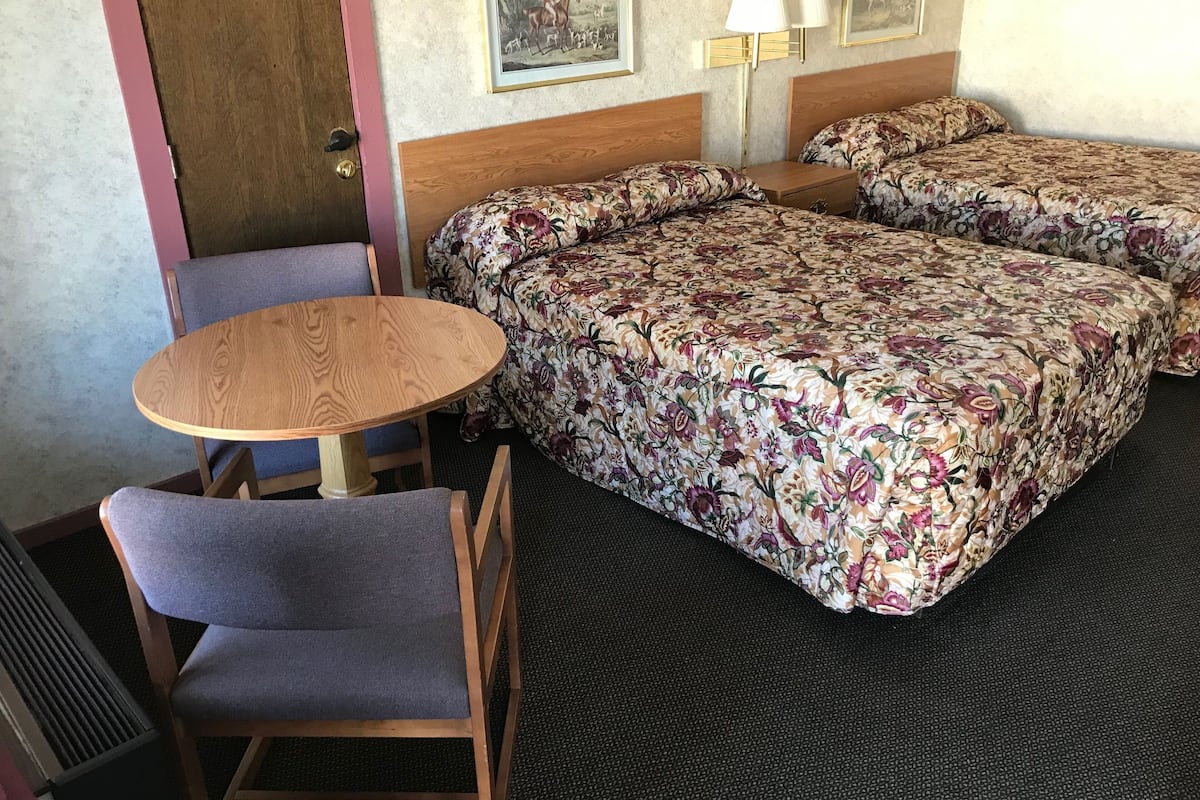 Standard Room, 2 Double Beds, Non Smoking | Desk, iron/ironing board, free WiFi