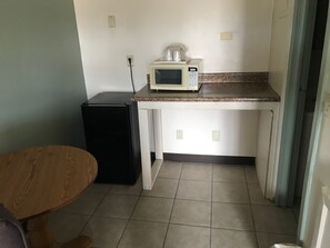 Habitación estándar, 1 cama King size, para no fumadores | Servicios de la habitación