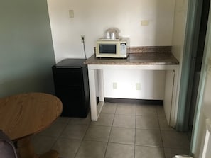 Standardzimmer, 1 King-Bett, Nichtraucher | Zimmerausstattung
