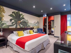 Suíte standard, 1 cama de casal e sofá-cama | Roupas de cama premium, frigobar, cofres nos quartos, escrivaninha
