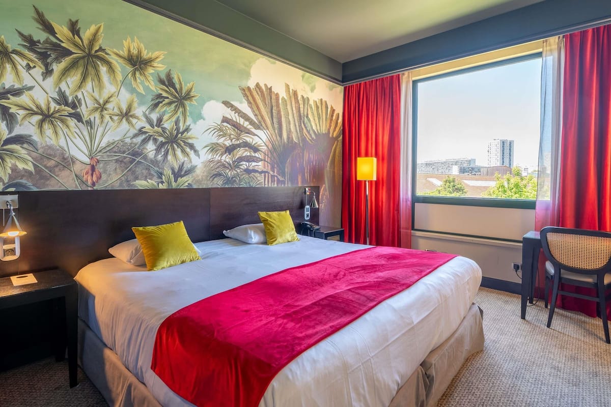 Chambre Classique, 1 trĂšs grand lit