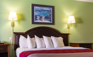 Premium bedding, iron/ironing board, free WiFi, bed sheets