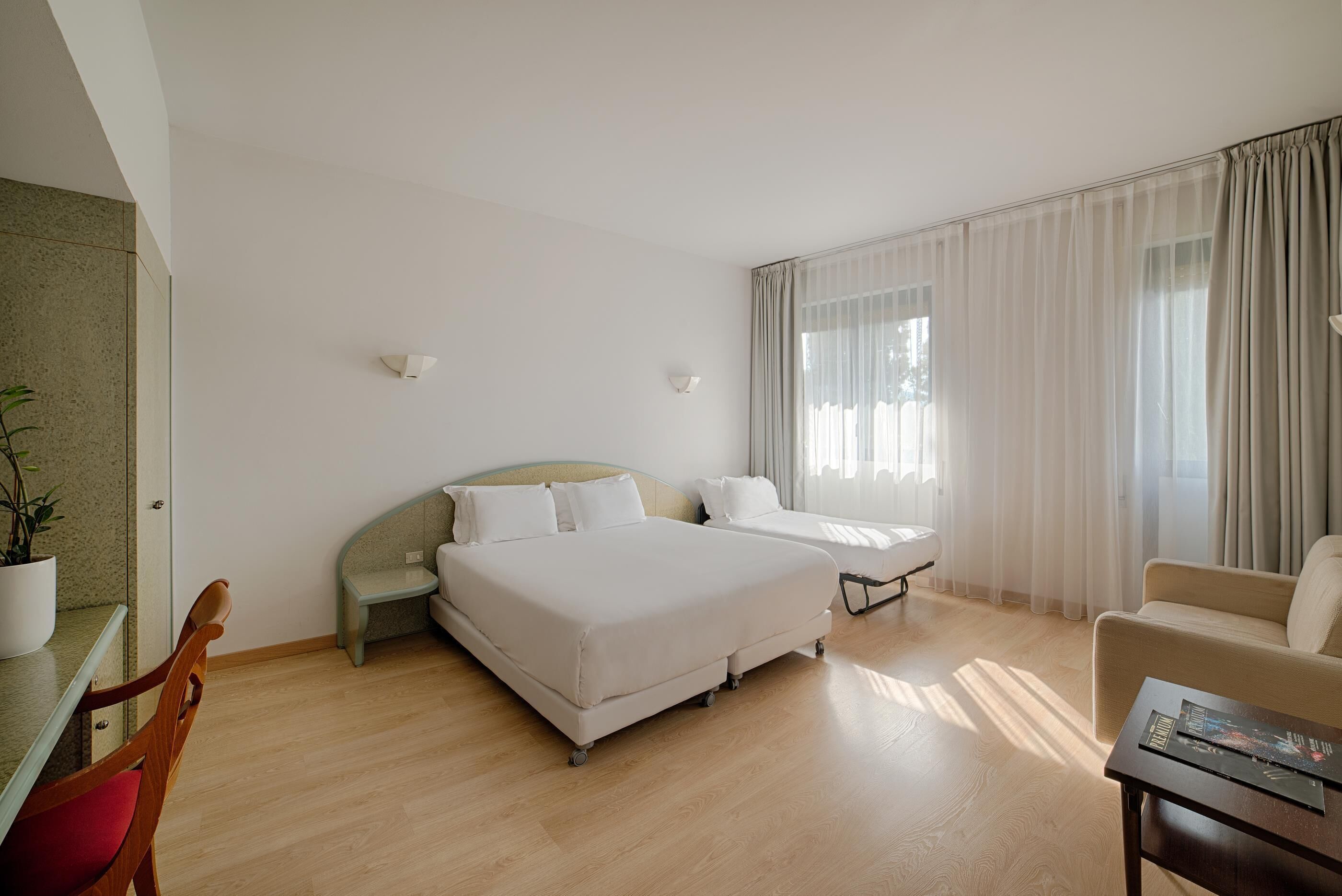 Chambre Familiale (Extra Extra Large)