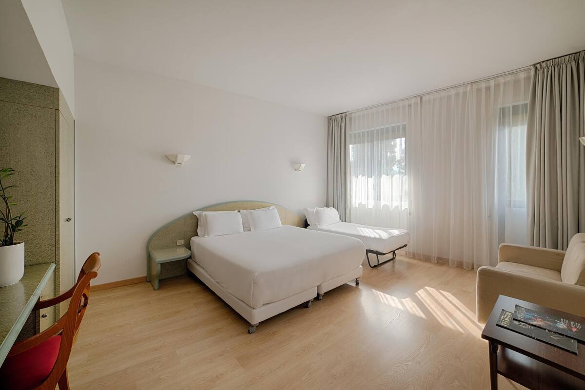 Chambre Familiale (Extra Extra Large)