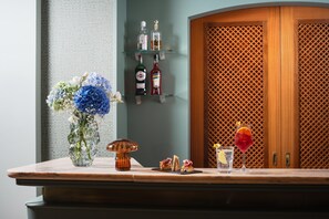 Bar (en la propiedad)