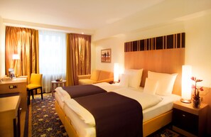 Comfort Double or Twin Room | Hypo-allergenic bedding, minibar, desk, blackout curtains - The Domicil Hotel Frankfurt City (Frankfurt)