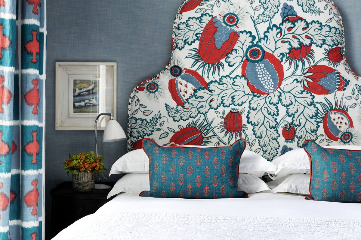 Chambre Deluxe, 1 très grand lit | Draps italiens Frette, literie de qualité supérieure, minibar