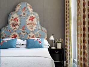Accessible Deluxe King Room | Frette Italian sheets, premium bedding, minibar, in-room safe