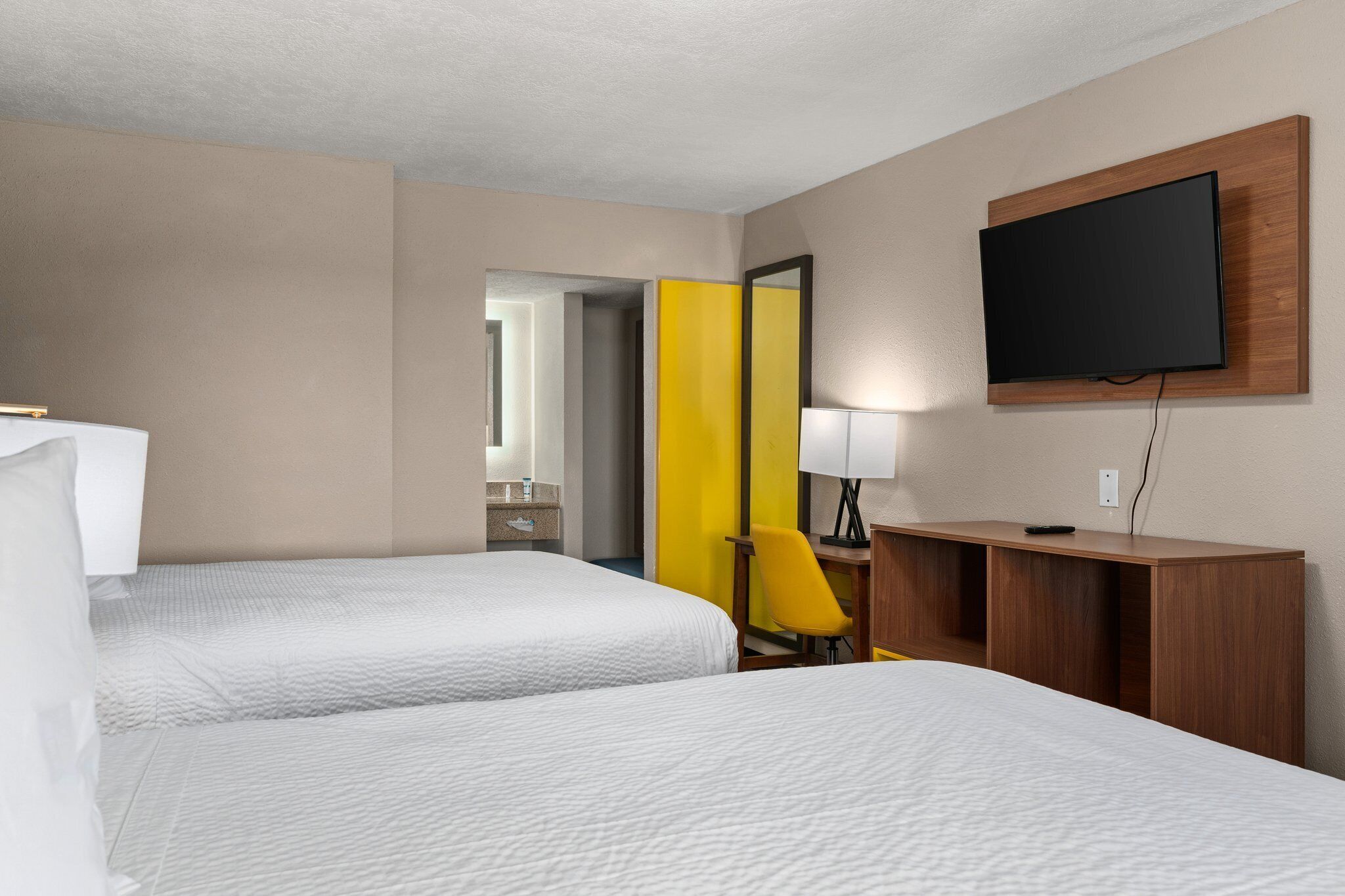 Room, 2 Queen Beds, Non Smoking