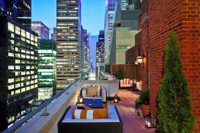 Omni Berkshire Place