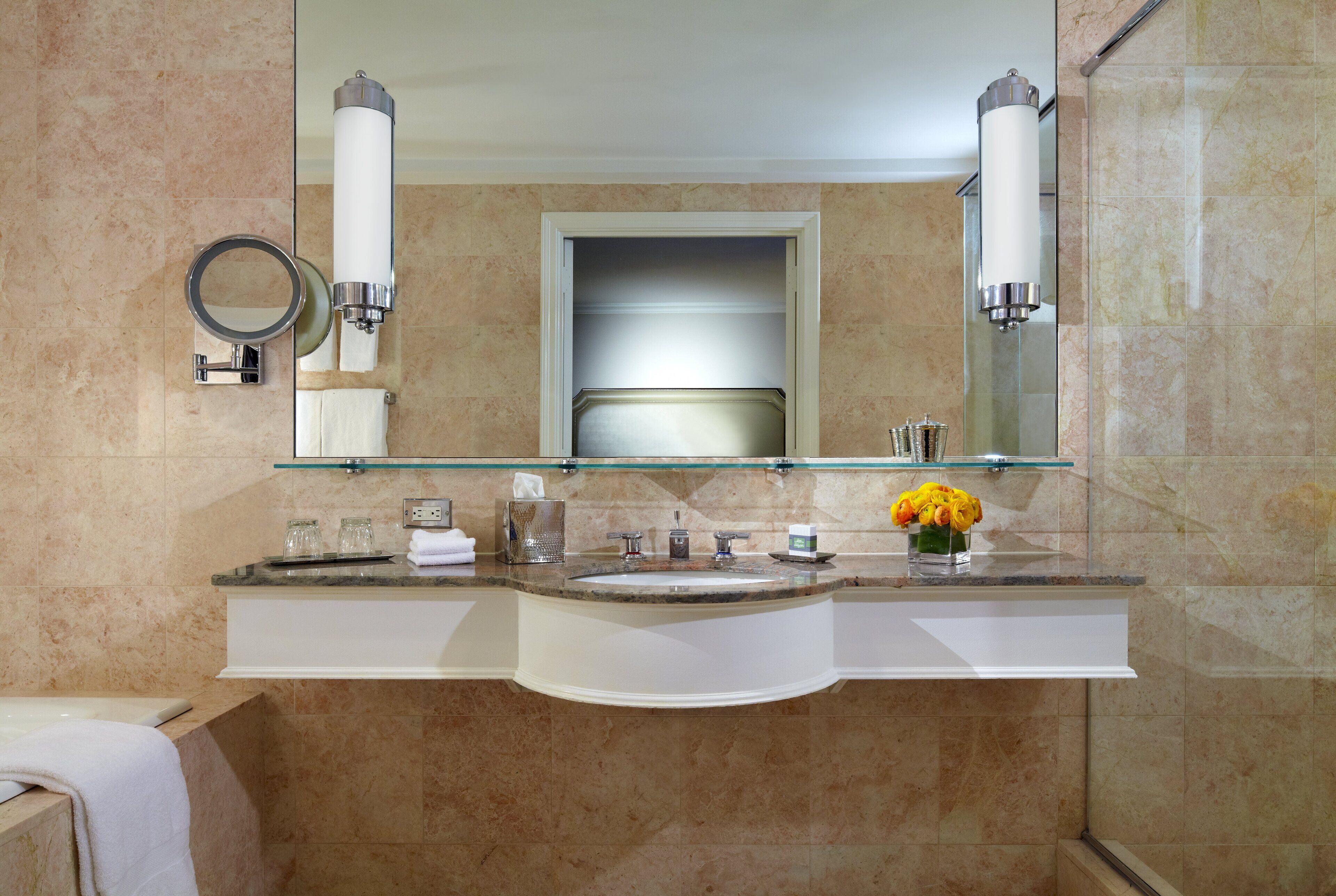 Shower, hair dryer, bathrobes, towels