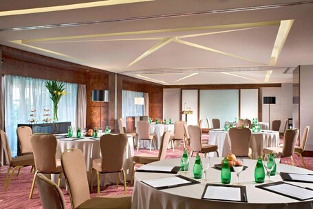 Sheraton Towers Singapore - Image 31