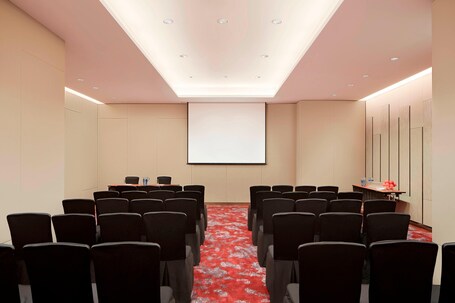 Sheraton Towers Singapore - Image 36