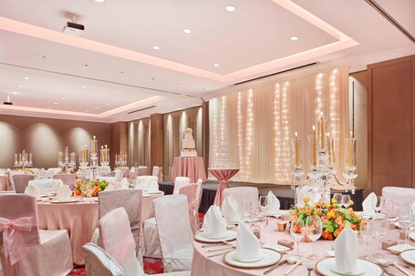Sheraton Towers Singapore - Image 76